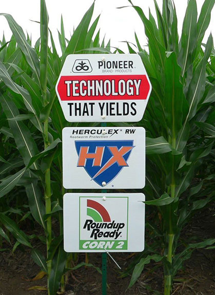 Pioneer signs - Technology That Yields - Herculex RW - Roundup Ready Corn 2 Pioneer signs - Technology That Yields - Herculex RW - Roundup Ready Corn 2